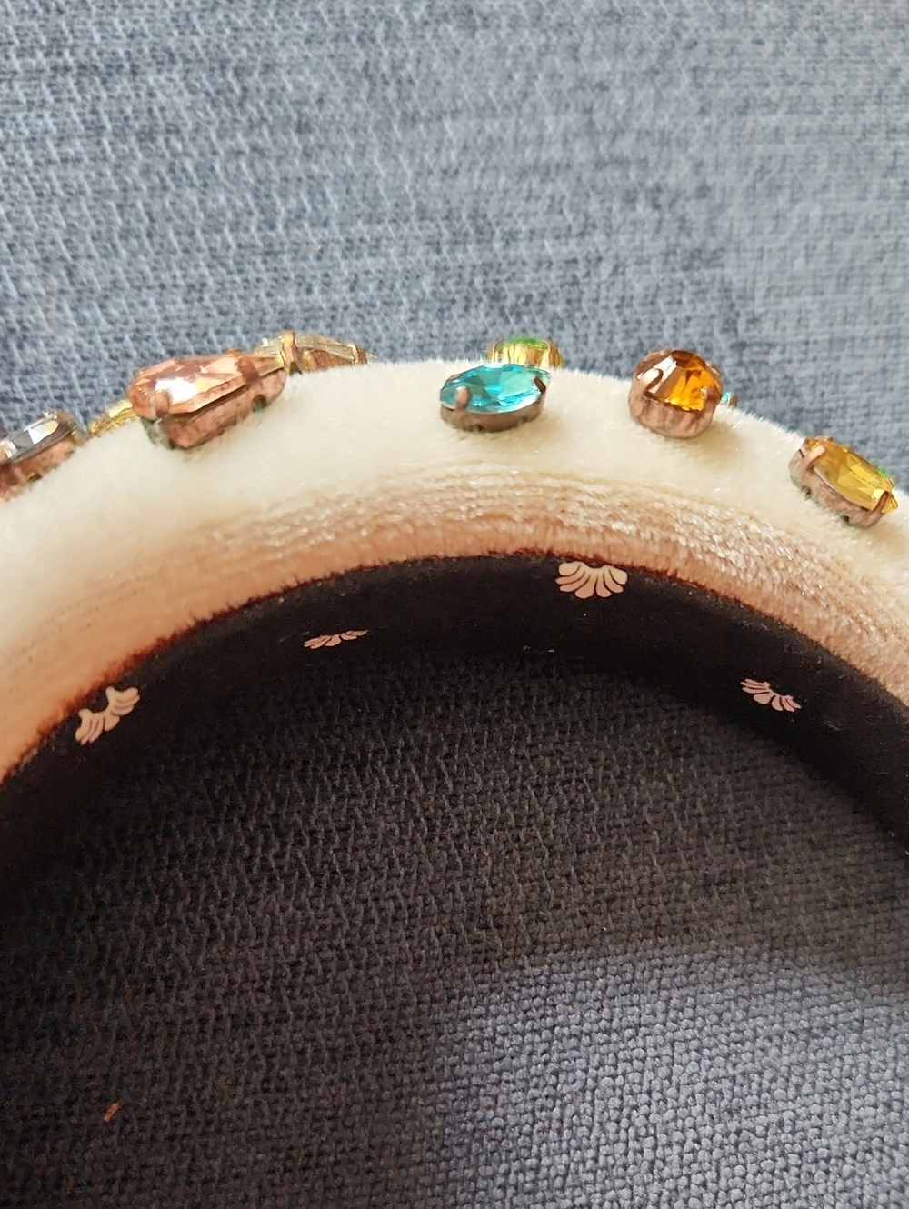 Lele Sadoughi Embellished White Padded Velvet Headband with Multicolor Gems - Picture 8 of 12